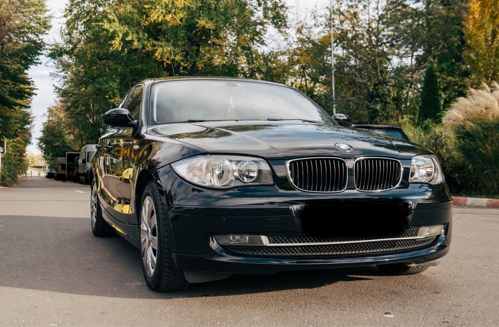 Vand BMW seria 1 benzina cu km reali
