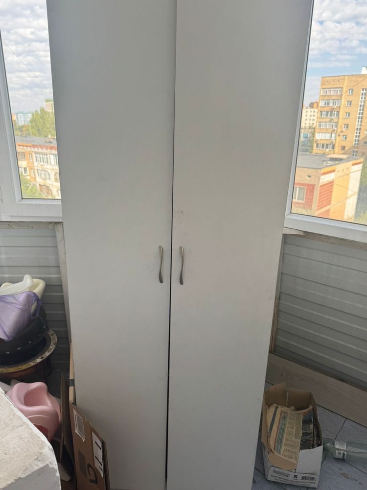 Продам шкаф в нормальном состоянии