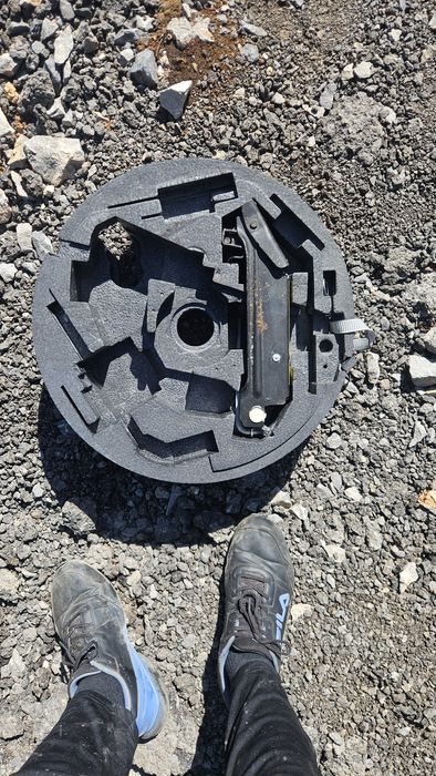 Организатор с крик и Резервана гума за VW Голф 5/Golf 5  T125/70 R18