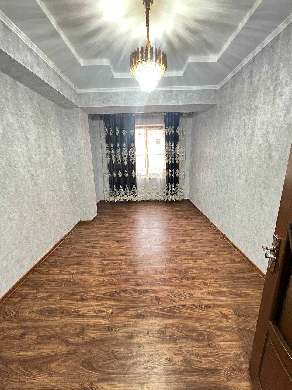 3х комнатная квартира 78кв/м, Микрорайон
