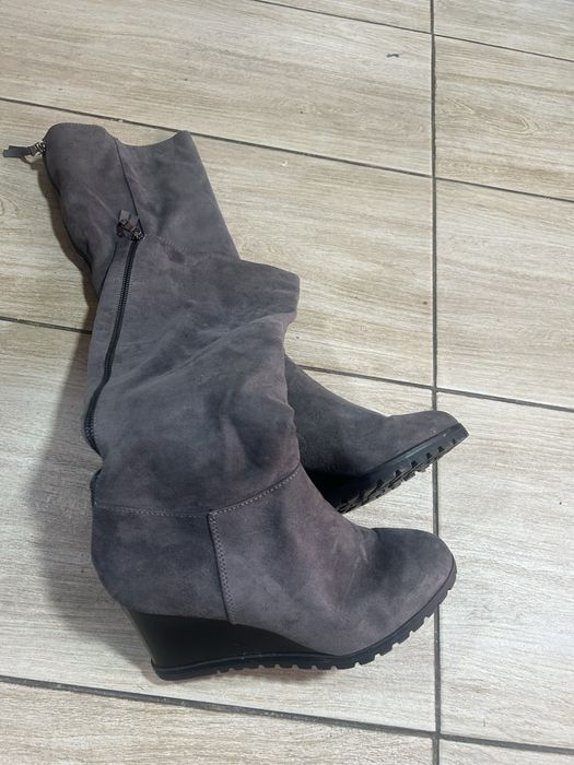 Ghete inalte piele intoarsa