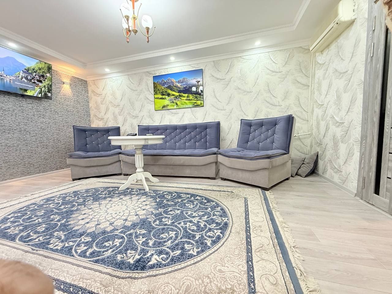 Продам чиланзар 24.  Одна переделанная на двух