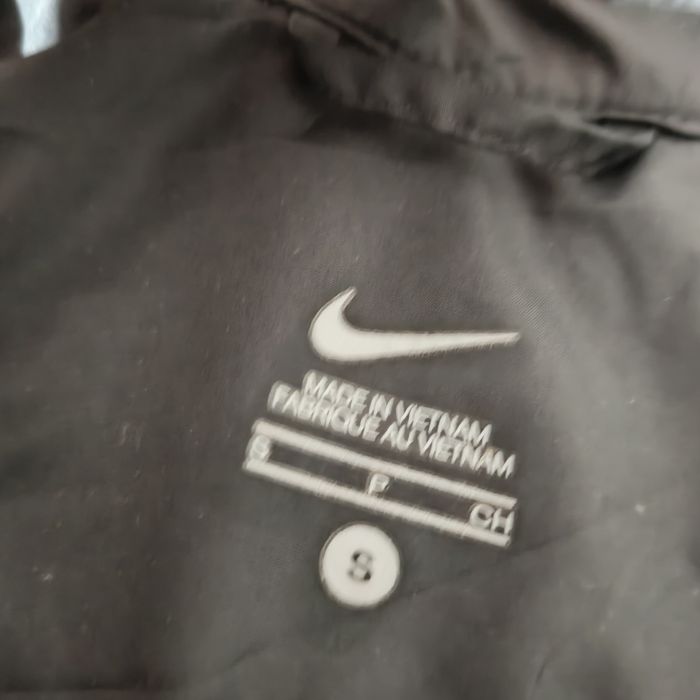 Nike дамско горнище Livestrong