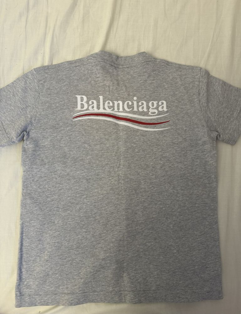 Оригинална дамска тениска Balenciaga