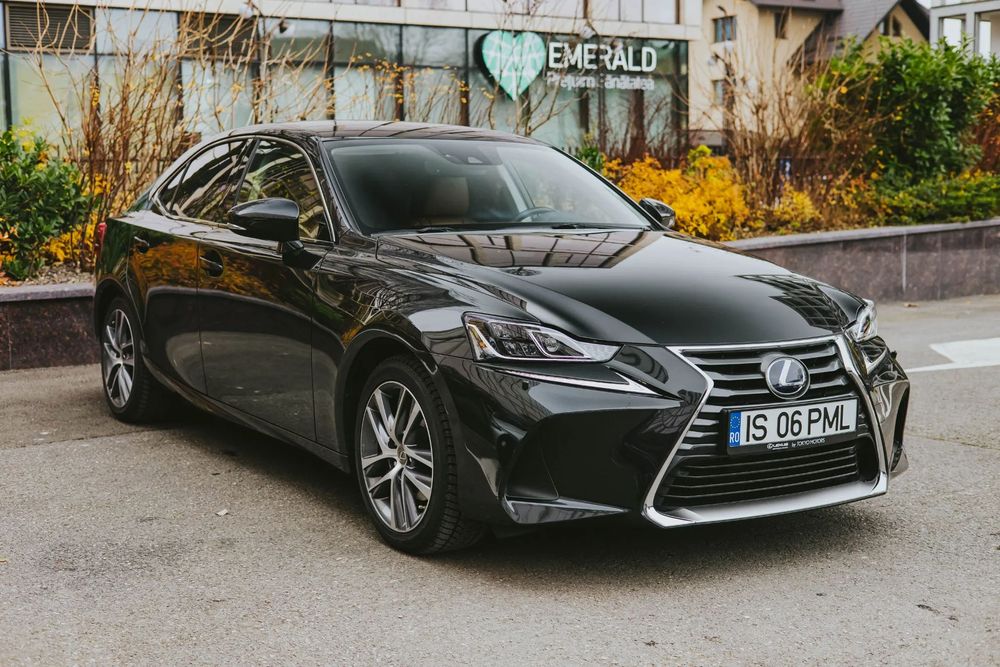 Lexus Seria IS Lexus IS 300H Edition 30 - 223 cp