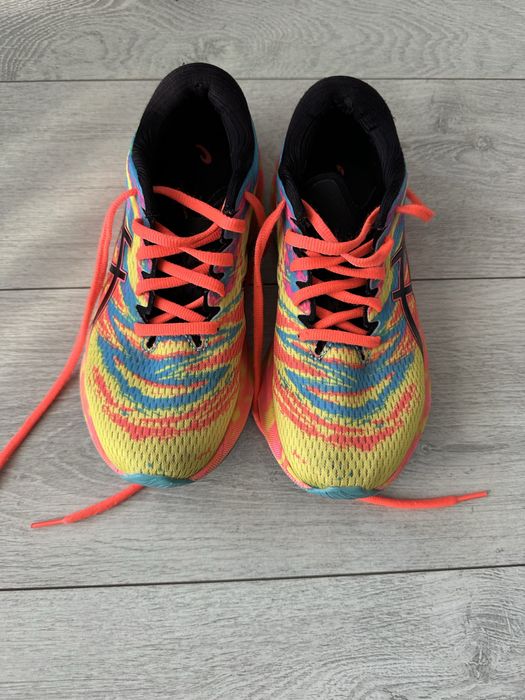 Adidasi alergare Asics