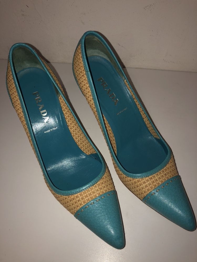 Обувки Prada, Aquazzura Firenze, Philosophy Di Alberta Ferretti