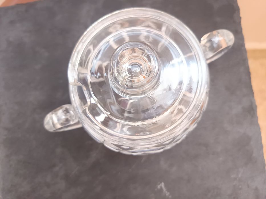 Кристална купа за плодове и кристална захарница