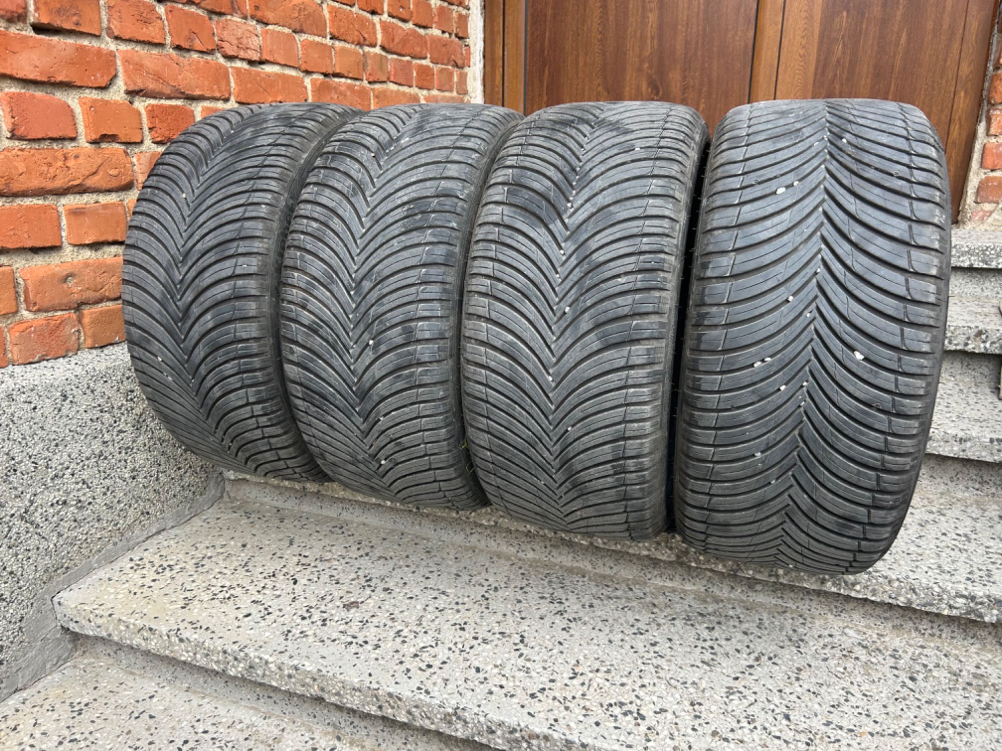 Всесезонни гуми на Kleber
