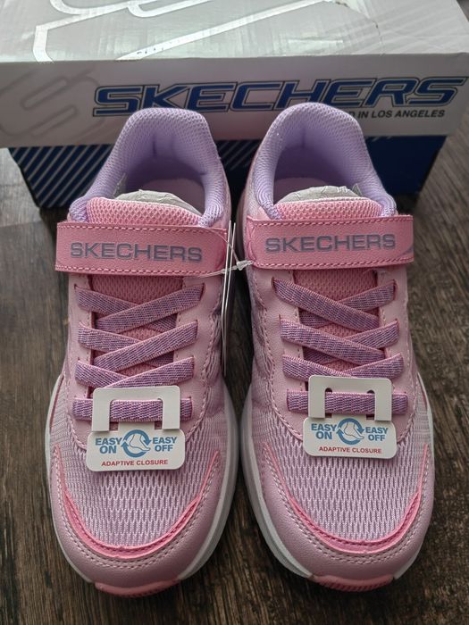 Skechers детски нови маратонки

Леки, удобни и създадени за активн