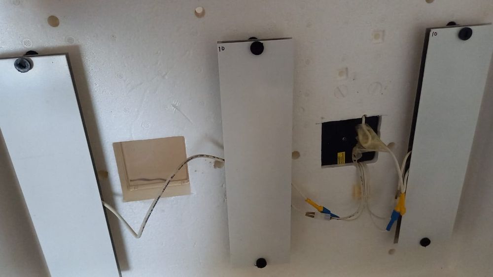 Продам инкубатор несушка б/у в отличном состоянии