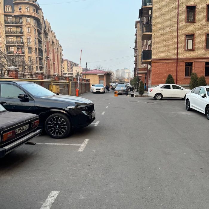 Срочно ЖК Голден хаус рядом c Parisien Мукими Текстильный