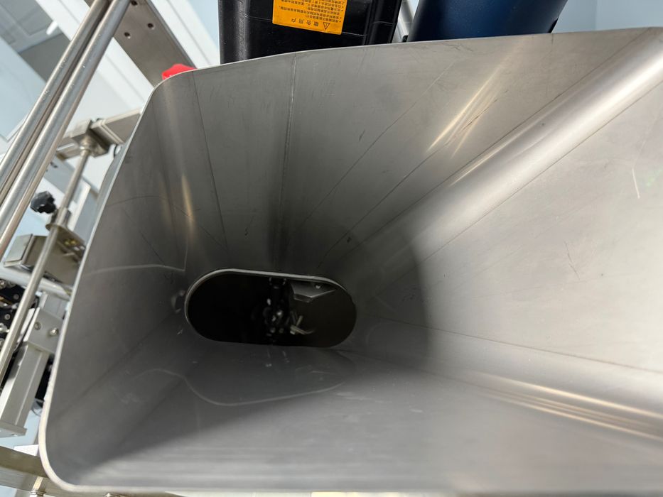 Саше машина автоматична за 1-5 грама - опаковачна машина