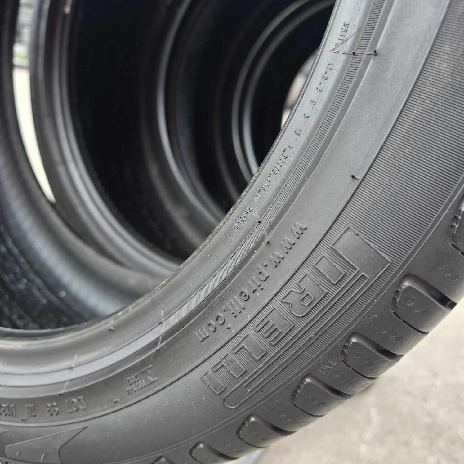 Оригинални джанти Фолксваген Шкода 20 цола / гуми 255 40 20 Pirelli