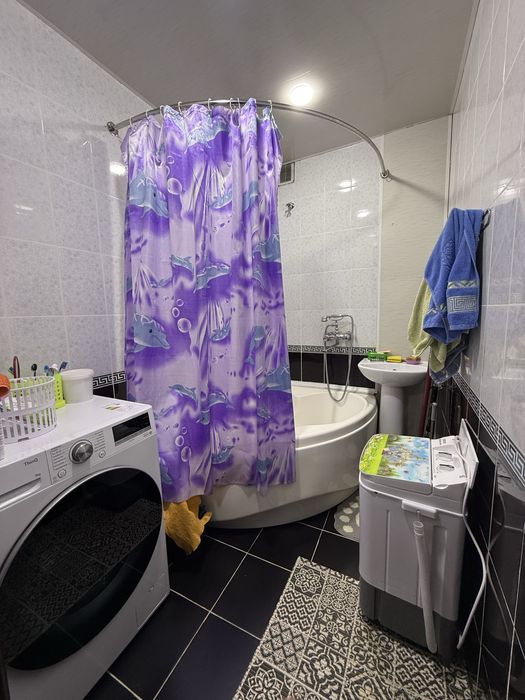 Срочно! Продается 3х комнатная квартира Юнусабад 14 квартал Метро