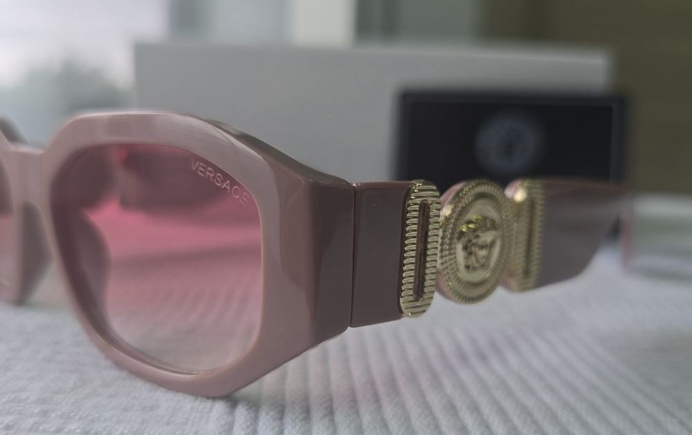 Ochelari de soare Versace roz