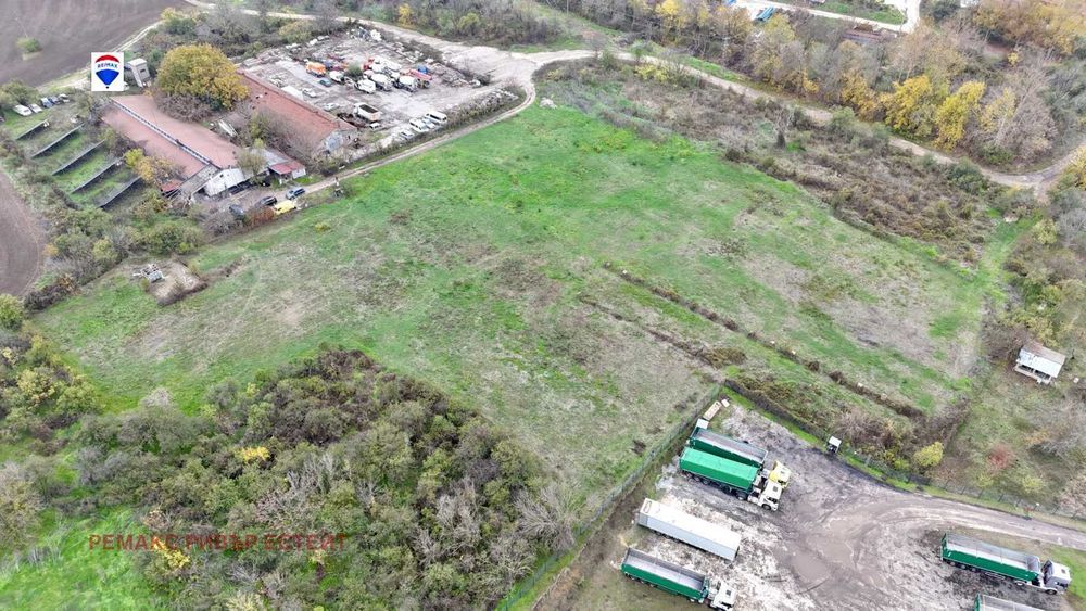 Продава се Парцел в Русе, Промишлена зона - Изток - 13939 кв.м за 16 €/кв.м - Снимка #4