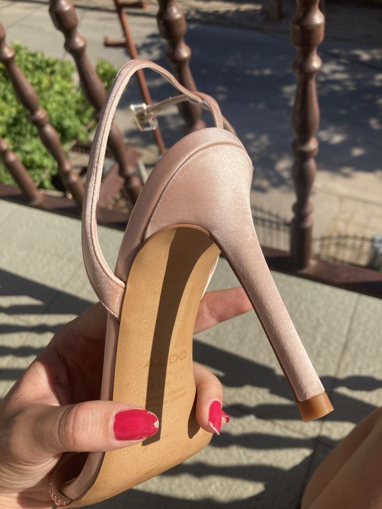 Сандали ALDO