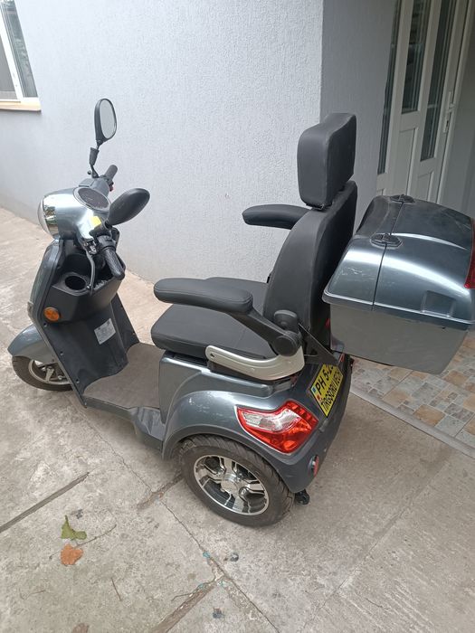 Triciclu electric