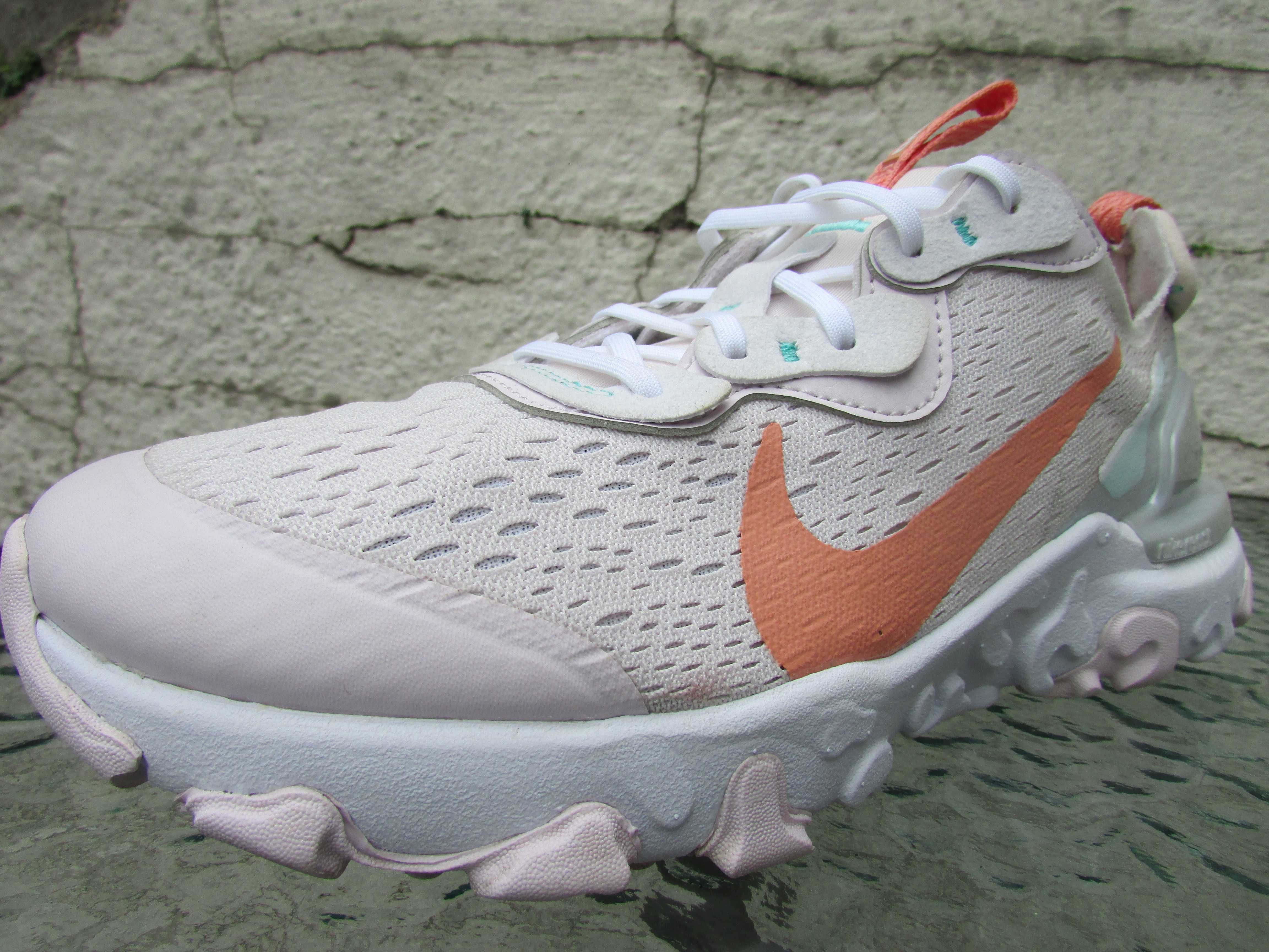 Дамски маратонки Nike React Vision Light Bliss
