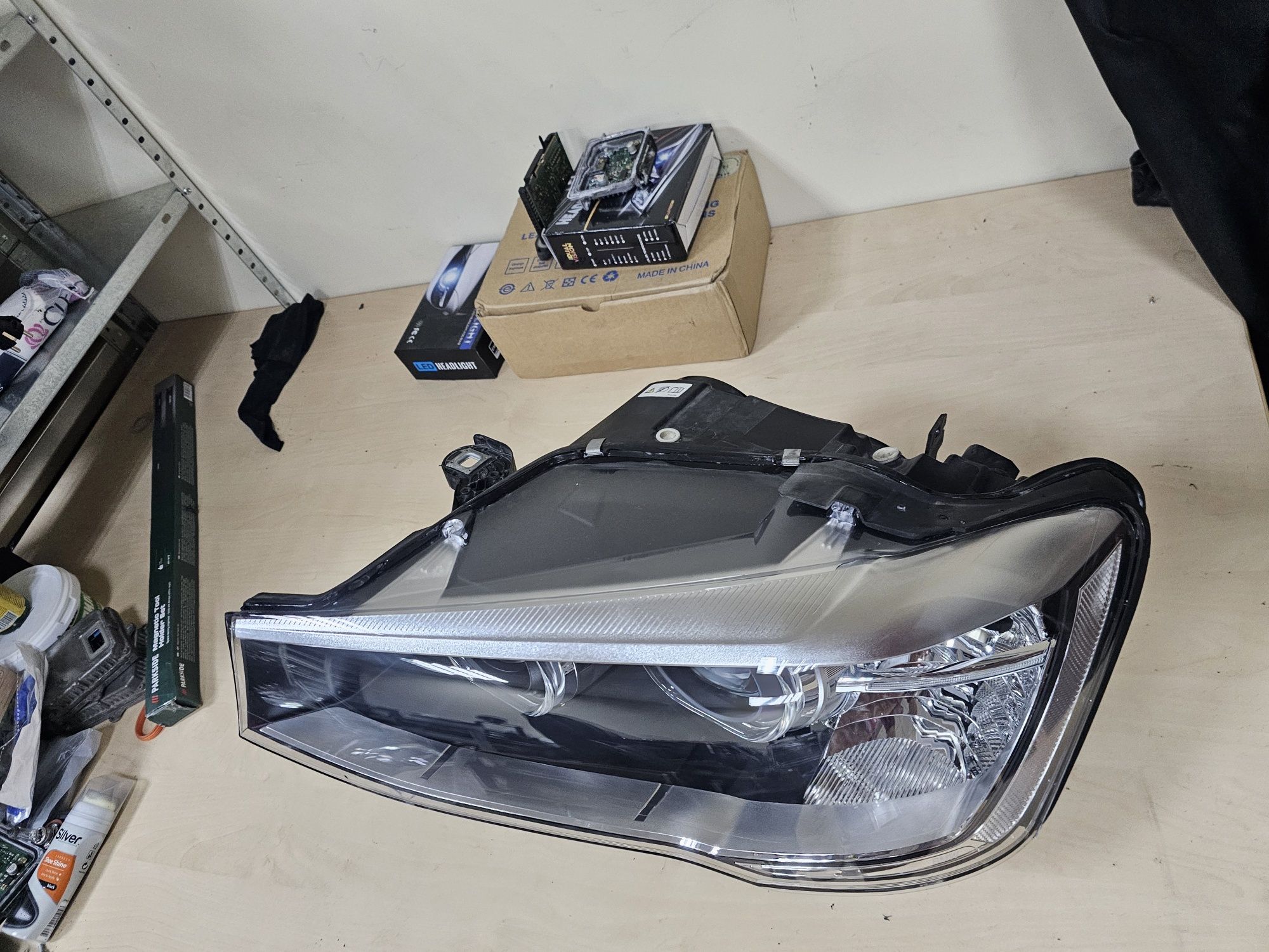 Ляв фар BMW X3 F25 lqv far бмв х3 ф25 незавиващ