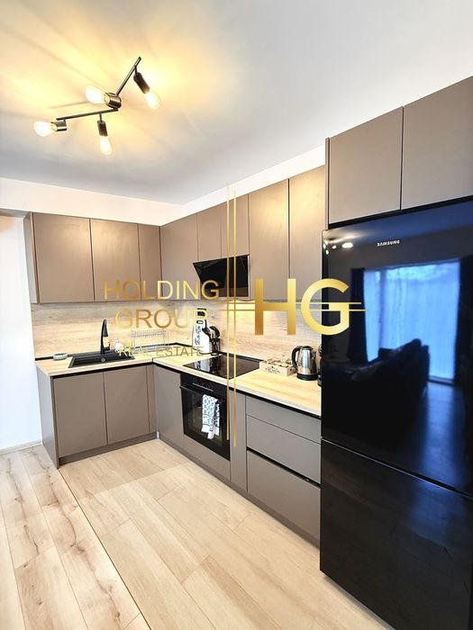 Продава се Двустаен апартамент в Варна, Победа - 74 кв.м за 2365 €/кв.м - Снимка #9