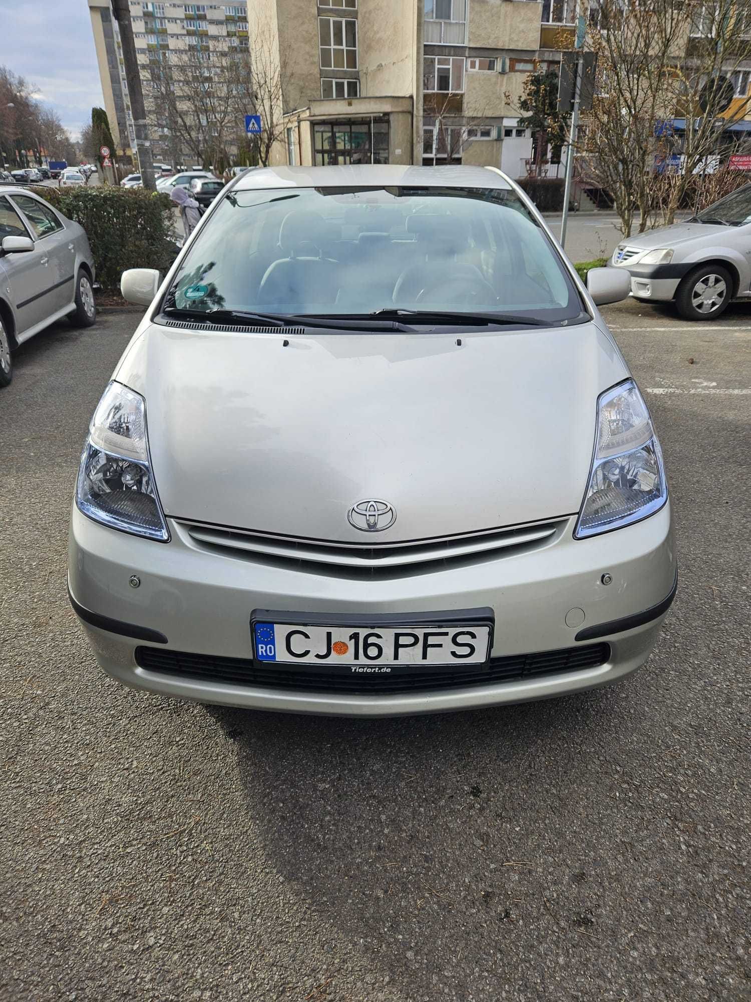 Vand Toyota Prius Hybrid an 2005