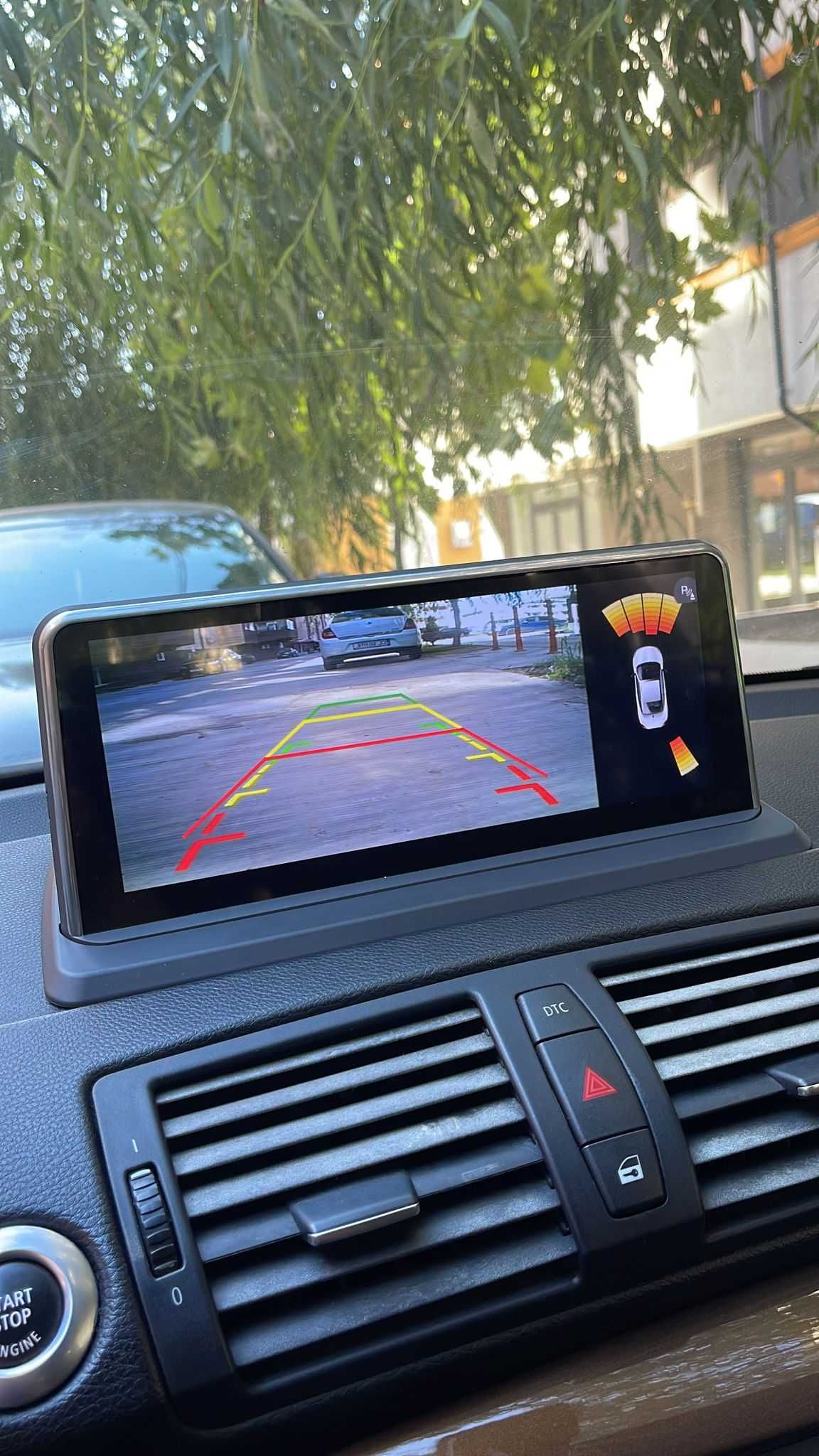 Navigatie android Carplay BMW seria 1 e87 YouTube Waze GPS