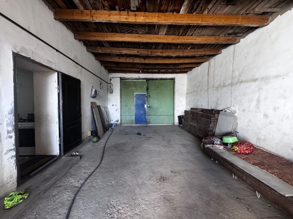 Продается дом 4 соток 4 комнать Азотчик-1