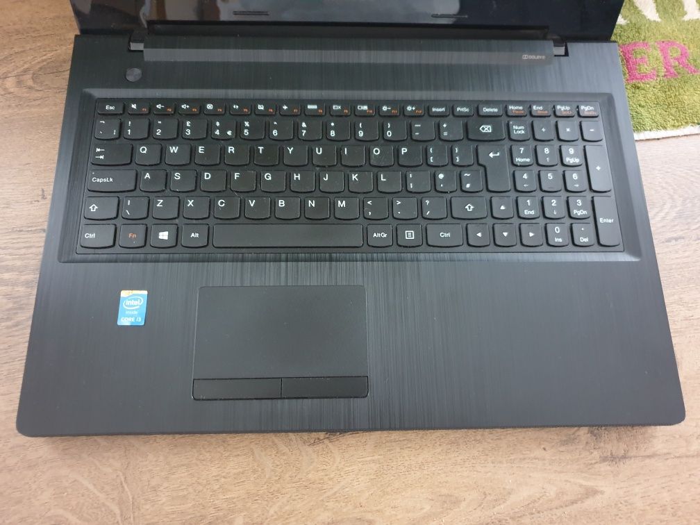 Laptop Lenovo IdeaPad G50-80, 4GB ram, hdd 1 TB, Windows 8 + Word