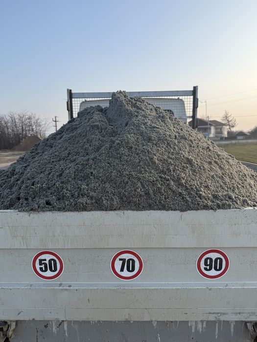 Transport nisip - marfa-basculanta