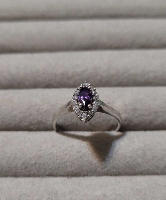 Inel argint cu ametist si zirconiu cubic
