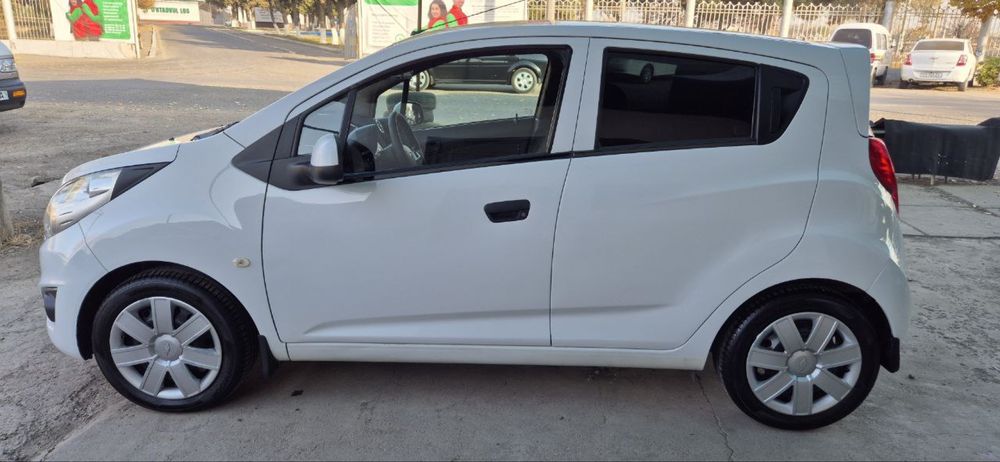 Спарк 1 позитция сотилади