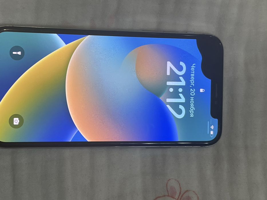 Iphone xs телефон ҳолати яҳши оладиган барака топади яхши ишлайди ……..