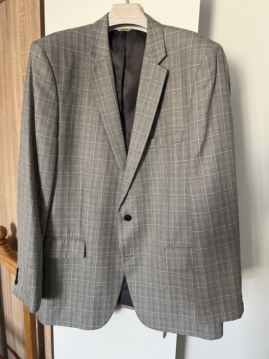 Продам мужской пиджак, светлый, состояние новый