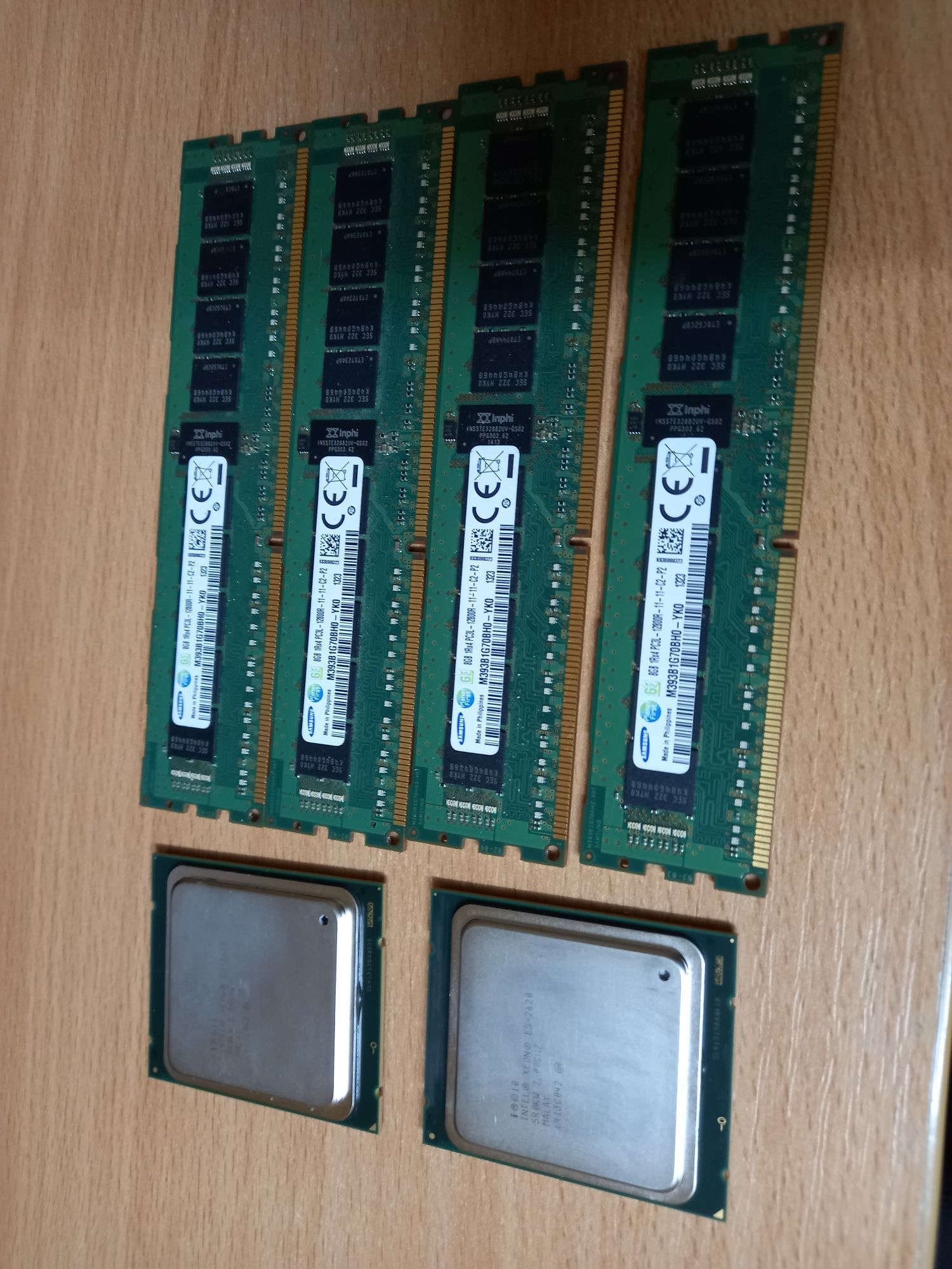 2 procesoare intel xeon E5-2620