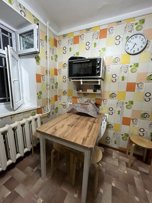 Продам    Кухонный   Стол