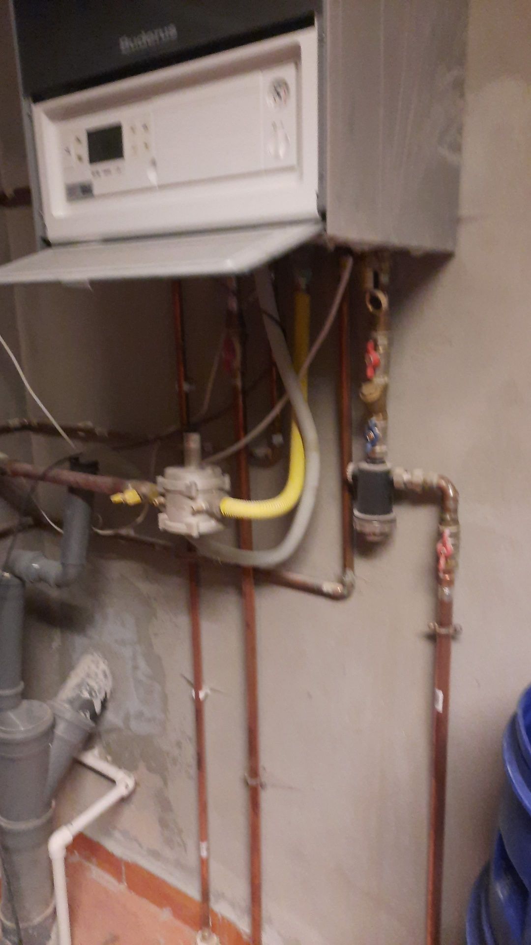 Instalator autorizat  cu experienta execut instalatii sanitare /electr