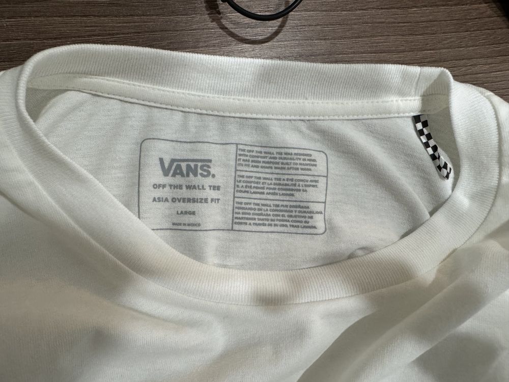 Новая футболка Vans ванс