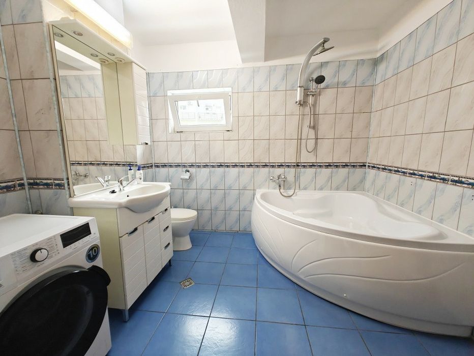 Proprietar, vând apartament cu 4 camere Ștrand - Tilișca