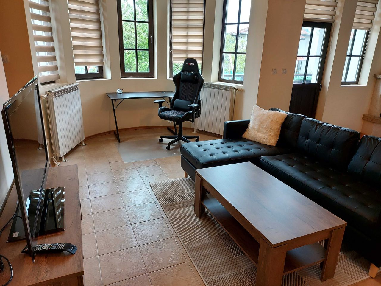 Продава се Къща в Банско - 140 кв.м за 1758 €/кв.м - Снимка #1
