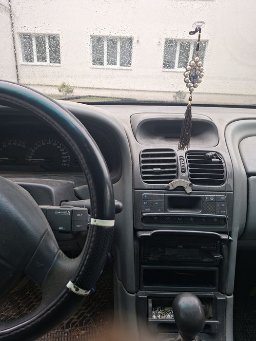 Vând Renault laguna 2001