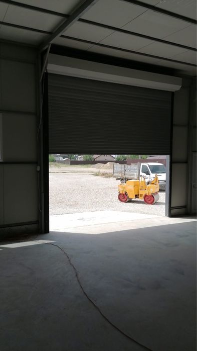 Inchiriez Hala in Chiscani  Parcare mare acces din DJ