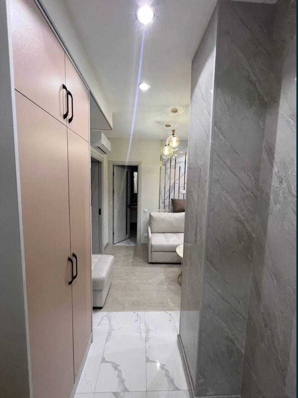 Срочно продается 2х комнатная квартира на Ц-2 "Golden House"