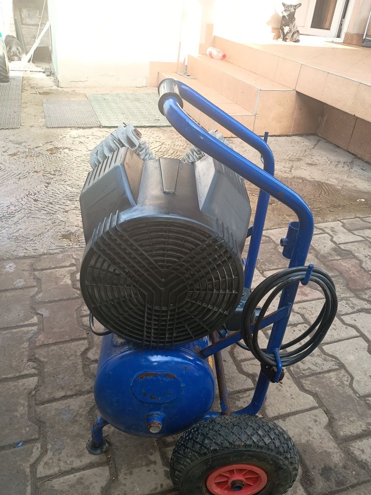Compresor aer Fiac două pistoane