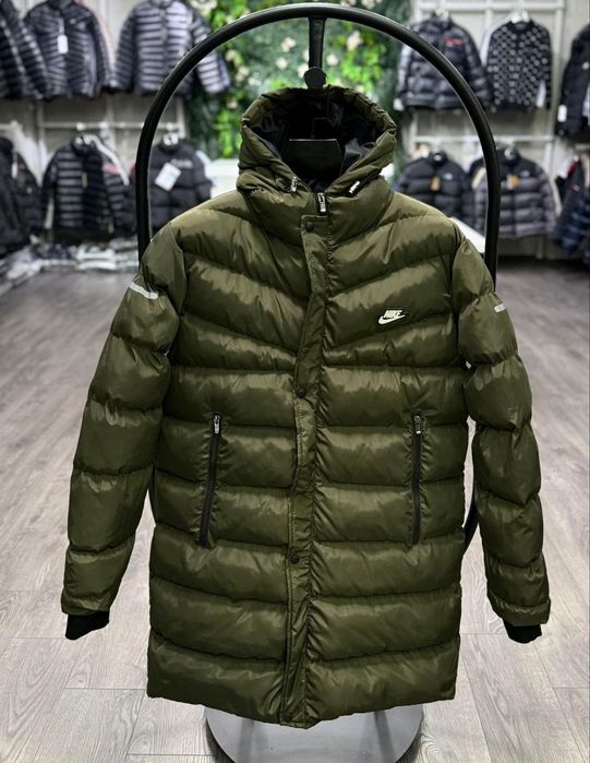 Geaca bărbat lungă pe comanda S. M. L. Xl. Xxl