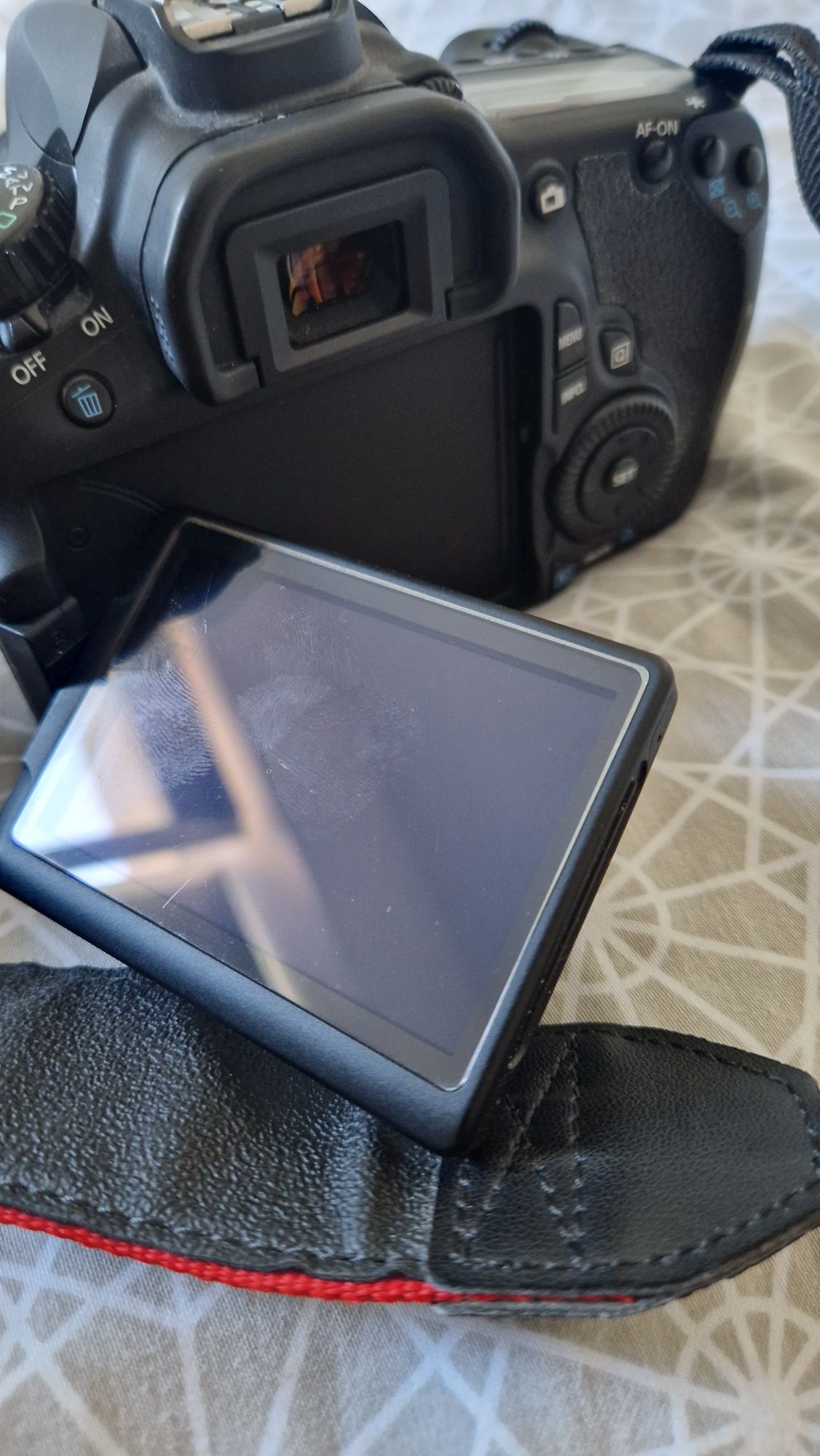 Canon eos 60d комплект с 3 обектива