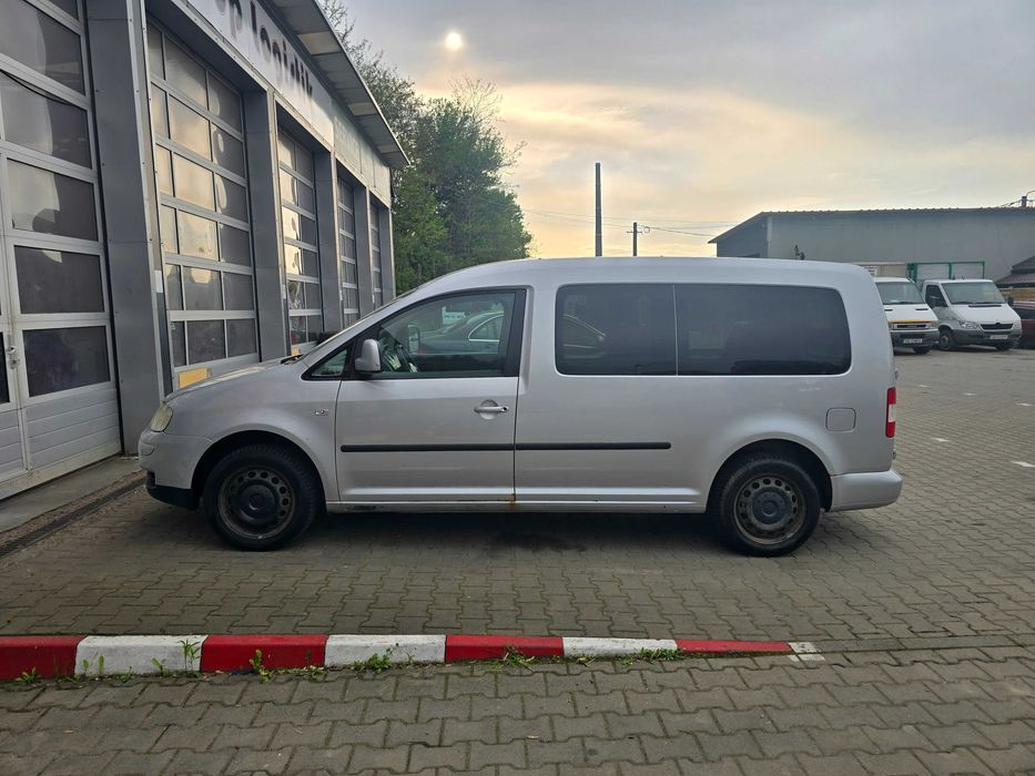 Volkswagen  Caddy 7 locuri