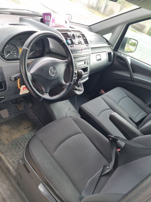 Vând sau schimb mercedes vito 113
