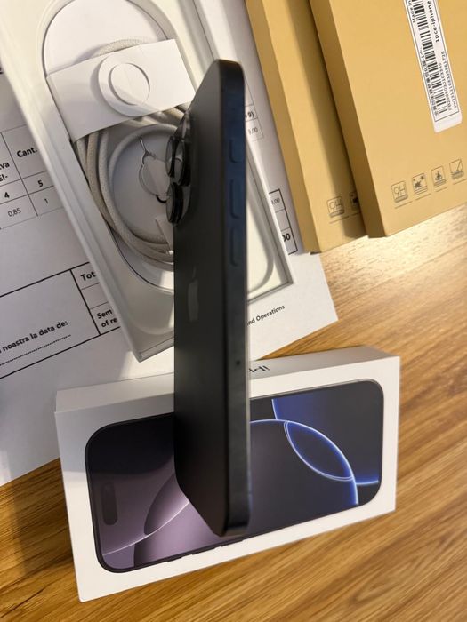 vand iphone 16 pro 256gb in garantie